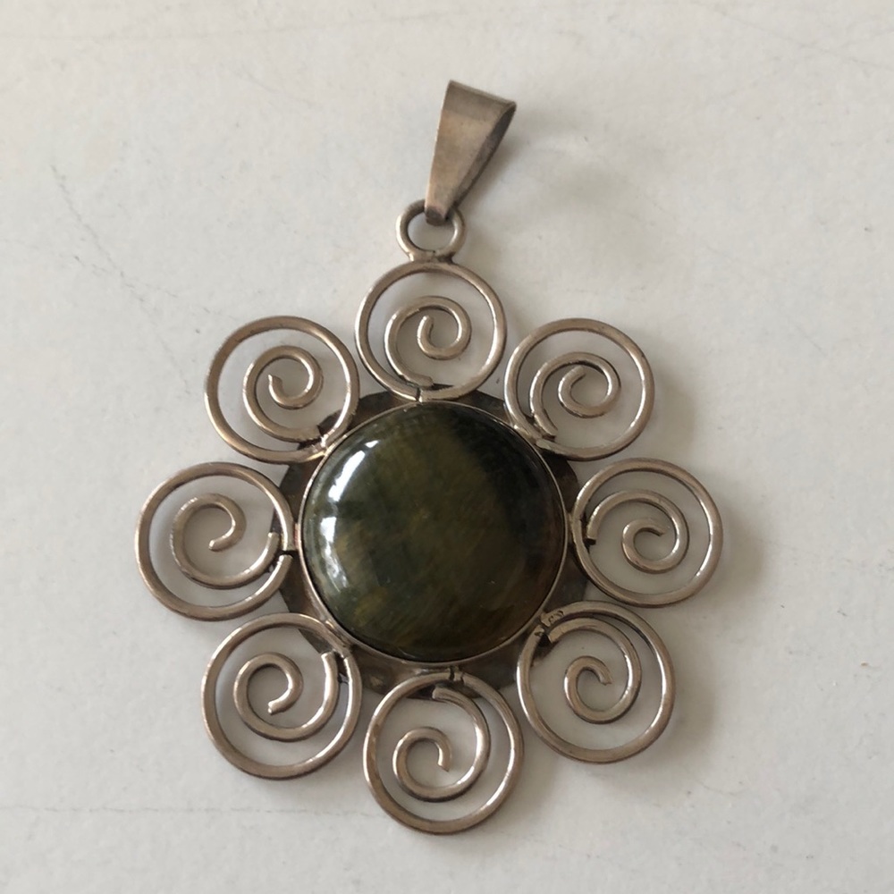 Vintage Sterling silver Taxco Mexico 925 Tiger Eye Round pendant NOS
